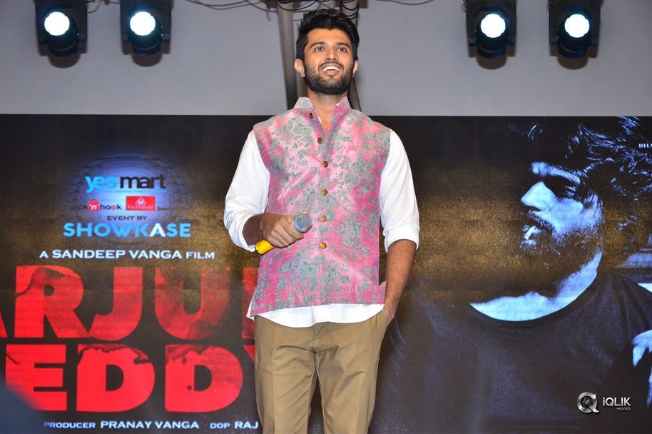 Arjun-Reddy-Movie-Pre-Release-Function